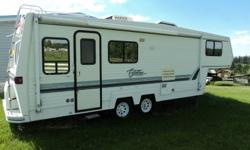 1996 Citation Supreme Fifth Wheel 26FT
 
LOADED!
Sleeps Six
Queen Bed
Full Couch Bed
Table
Microwave
Stove
Fridge
Roof Air Cond.
2 Sky Lights
Phone / TV Jacks
Lots of cupboard storage
Surround sound stereo
TV antenna
Privacy Glass
Front Power Jacks
 
Many