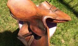 Great shape, tan colour , extra for stirrups and leathers , Plus tons of other horse gear English Horse gear and Western Horse gear . 16"/18" seat