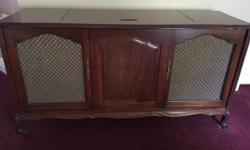 Beautiful condition great for any collector or audiopile
Open to reasonable offers