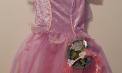 LILY Fairy Sparkling Dress (Disney). Pink and light purple with sequin edging, attached wings and separate halo.
Ages 3+.
Size labelled 4 - 6X
Measures: chest 24 in, length 22 in
Original packaging. Smoke and pet free.
Cross posted. First come.