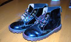 Classic Doc Martens style in a children's size 12! These boots are in excellent condition and are real patent leather. Rainbow stitching and rainbow laces add a pop of colour!
$25 obo
Husband works in View Royal and can bring them down...