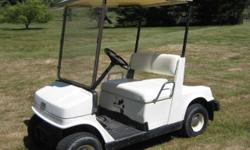 Yamaha electric golf cart
Brand new batteries
Good tires
Good condition
Comes with charger
Also comes with fully enclosed canopy (not shown)