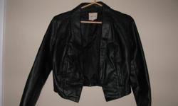 Cute leather look jacket Size small. 2/4