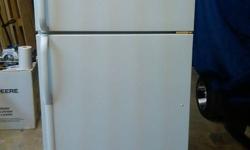 21 cu. ft. White Frigidaire fridge for sale, glass shelves, works great, clean, selling because its too big for apt., It's 31.25" wide by 67.25" high.
Call 519-968-3461, or 519-566-5086 to see it.