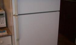 Excellent working condition. We are upgrading appliances.
28" Wide, 67" Tall, 29.5" Deep. (Will deliver for small charge)