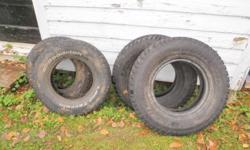 2  tires that are 15" - 50$
2  tires that are 16" - 50$