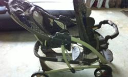 This Graco Duo Stroller is in very good condition and it is very easy to use.