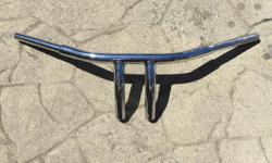Used Harley Davidson chrome drag bars. In great condition. Txt 604-223-3095