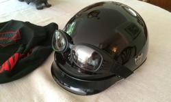 Harley Davidson Helmet, size M - goggles included