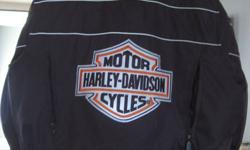 SELLING MY  HARLEY DAVIDSON JACKET
2 LAYERS, 4XL FITS REALLY SMALL
(COMPARABLE TO A SIZE XL OR 2XL)
SCOTCHLITE 3M THINSULATE JACKET
GREAT WHEN RIDING FOR CUTTING WIND/RAIN ETC.
ALSO LIGHT ENOUGH TO WEAR AS REG JACKET
 
ONLY $125.00
 
905-380-6675