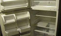 Inglis refrigerator - excellent condition