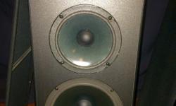 Excellent condition american made JBL speakers.
Sounds beautiful for music and home Movie experience.
