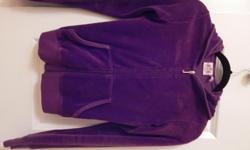 Velvet magenta Juicy Couture sweatshirt. Size P(small). Plain front, graphic back. Perfect condition.