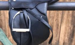 17" Kieffer Wien dressage saddle. Medium tree, excellent condition. It pains me to sell this saddle but it does not fit my new horse who needs a wide! This saddle has short billets so does not need a dressage girth. The stirrup leathers and irons pictures