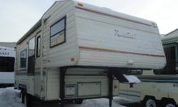 USED FIFTH WHEEL
 
Stock Number:6513A
Length: 23 ft
Flooring: Lino
Sleeps: 5
Fridge / Freezer Capacity: 6.0 cu/ft
Exterior Colour: White
Int. Colour: Dusty Rose
Exterior Material:  Aluminum
Options:
Furnace
Sofa Bed/Daveno
Propane Tank
Queen Bed
Cable