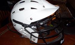 Goalie helmet size medium. Brand New!!!