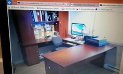 Large u-shaped desk. Can either be used as u-shape, or L-shape depending on your space. Includes keyboard tray under desk.
U shaped desk: 70in x 88in x 70in
Height is 67in