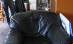 Blk leather chair.40.00 good condition