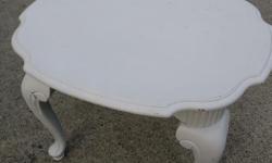 A white living room end table, a little scratched up, but could be re-painted.
Must go today, no good offer declined.