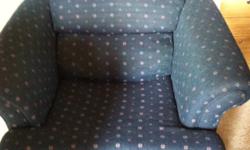 Blue love seat and chair. Free for pick up. Could use a slight cleaning.
This ad was posted with the Kijiji Classifieds app.