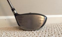 Mens - King Cobra Left Handed Driver
Senior flex - Also suited to juniors or anyone with slower swing speeds. Lightly used, still lots of pop. Titanium head, 10.5. I found it very forgiving and good distance. No dents or major wear marks. Good grip, mint