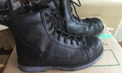 size 12
Barely worn
leather
Harley Davidson retails for 300.00