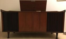 This Delicraft Teak Stereo Cabinet with Original Radio and Turntable is waiting for you. In working condition. Comes with original operating manuals.
Sorry, no delivery service available.
Call or text Susan at 604 -616-3728 if interested.