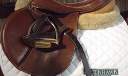 Very comfortable, 17" seat with a medium gullet. Open to offers just want it gone! (Stirrups not included)