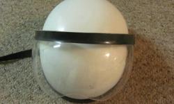 OLD SCHOOL MOTORCYCLE HELMET
WITH VISOR
 
VERY GOOD CONDITION
WHITE IN COLOR
ASKING $50
 
CALL 705-744-4809
THANKS FOR LOOKING