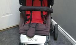 Great 3 wheel slim jogging or off roading stroller. Comes with fleece liner, bumper bar, parent drink holder, adjustable handle, one foot break. Leather handle cover.
One-Hand fold with automatic frame lock; folds to just 28" x 23" x 12" and adjustable