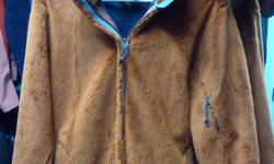 Mountain Hardwear Wind Pro Monkey Fur coat
Worn twice, in like-new condition
From a non-smoking home
Women's size medium