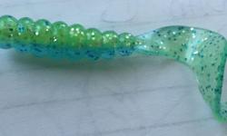 New
Wholesale Lot
45
2 1/4" Curly Tail Grub
Blue & Green Speckle
Perfect for jigging
Bass, Trout, Cod.....