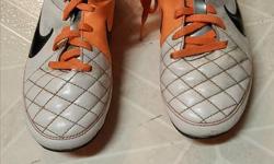Great condition, Nike soccer cleats size 2