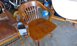 Old oak office chair in good condition, structurally sound, wheels in good shape. Would be a great shop chair. Nanoose near Parksville.