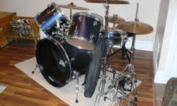 Blue pearl target drum kit,
5 drums
Evan Skins
Sabian Hi-hat
8" Sabian splash
18" sabian thin crash
Dixon double kick pedal
Mildly used, great condition
$700.00, Innisfil