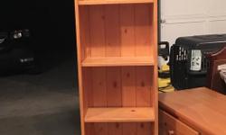 Pine bookcase, in great shape. Measures 20"wide, 11"deep, 71"tall. Take a look at my other ads to view more pine furniture in the same finish for sale. Sorry, no delivery available.