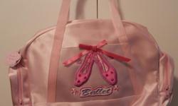 Lovely, sturdy pink Ballet Bag for the little dancer with satin finish inside/out and zippered side pockets.
Dimensions: 18x11x5 inches
Never used. Clean. Kept in Bin. Smoke and pet free home.
Cross posted. First come.