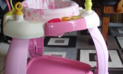 Located in Salmon Arm. Used by just my daughter in a smoke free home. It's in good shape. My daughter loved it, and so did I because it's small enough to move around from room to room so Mom can get stuff done!!
It's pink...it has a three paino key