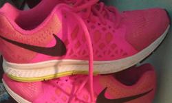 Selling Guc pink nike size 9 great shape yet dont use just sitting around selling for $25