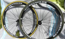 Pair of Reynolds MVT 32UL carbon TUBULAR road wheels. Straight, tires in pretty good shape, have been taped on. Comes with extra tubulars, carbon specific brake pads and installation tape. $1200 or best offer