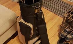 Rampion bag with MacGregor clubs
Plus two of my own putters
Awesome clubs I just never use them
Text for a quick reply