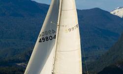 "Willow" Ranger 29'
Willow is a great cruising sailboat. She runs great, sails easy and is excellently maintained. Ready for you to sail her away today!
Willow sleeps 4-5 comfortably and has lots of standing room which is great for a boat of this size.