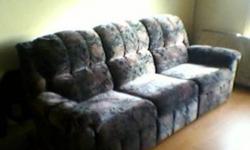 Recliner Couch asking 125.00. If interested contact me at mailto:neptune45@bell.net
 
Pick Up Only