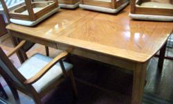 Rectangular Extendable Oak Dining Table w/ 6 Chairs - Item#5221
Width  Depth  Height 
53 41 29 (in.) 134.62 104.14 73.66 (cm)
Item#:5221
***********************
You can check if items have been sold or still available by inputting
the item number into our
