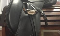 18" Schleese Wave Dressage Saddle. Semi Custom with High wedge whither relief, adapt tree, deep seat and removable knee blocks. Brand new condition, ridden in less than 6 times. No wear or scuffs from stirrups or girth. Covered and stored in heated tack