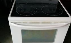 Sears Kenmore Electric Range
Only 8 years old, Self cleaning, Convection, Ceramic top with 4 burners, 2 expandable and warming area.
Excellent condition, clean and everything works, all you have to do is plug it in. Priced to sell quickly at, $295.