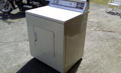 Simplicity drier in excellent condition hardly used, almond colour.