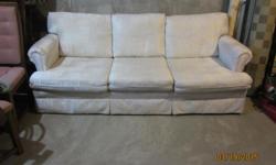 Lovely Sklar Peplar sofa in excellent condition. Has 3 seats across. Is 82" wide and 31" high at the back.
It is a cream colour with flecks of many other colours.