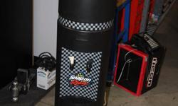 Snap On Tools Limited Edition Water Cooler Dispenser Includes Bottle and Bottle cap/nozzle
Barely Used at all.
Retail Price: $269.99
No reasonable offers refused!!