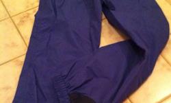 Purple Columbia ski pants, woman's size small. New.
This ad was posted with the Kijiji Classifieds app.